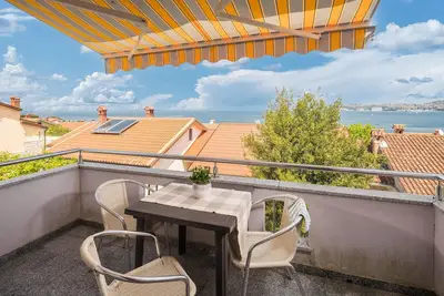 Image de Belle maison Ă Crveni Vrh avec WiFi