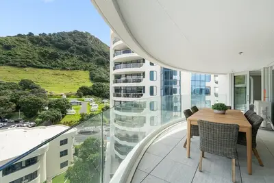 Image de Executive Oceanside Apartment