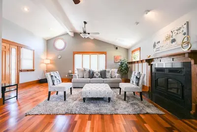 Image de Clifton · Spacious Central San Jose Sfh 3br w/crib Free park