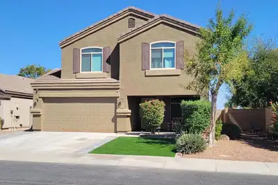 Image de Charming 4 bed / 3 bath house, full amenities!