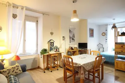 Image de Appartement F1 bis en hyper-centre du Mont-Dore avec ascenseur