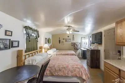 Image de Paislees Palace at Serenity Hills Zion