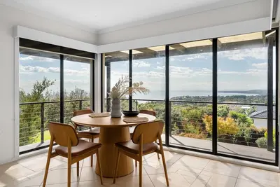 Image de Seaside Bliss Mount Martha - 1 Night Free! * - Stunning panoramic bay views