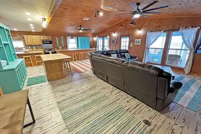 Image de H2o Psycho - Beachfront - Island Realty