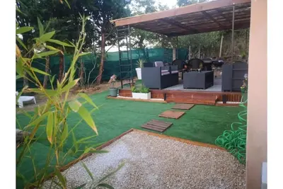 Image de Petite maison avec jardin proche de Carcassonne