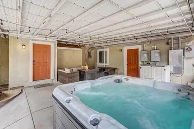 Image de The Pikes Peak Villa, Hot Tub, Mtn Views, Firepit