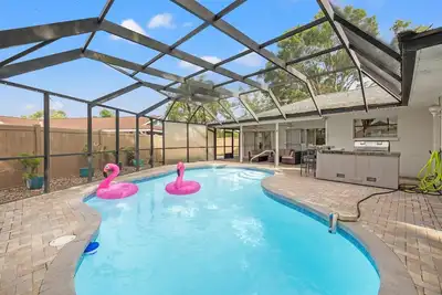 Image de New Pool home - Close to Beaches - Pet Friendly