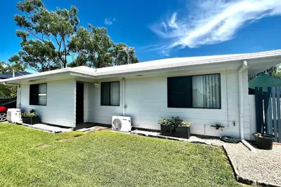 Image de Executive Entire House - 3 bedrooms 1 bathroom