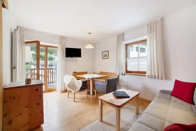 Image de Appartement de vacances \"Zwick Spinei\" avec vue sur les montagnes, balcon et jardin partagé