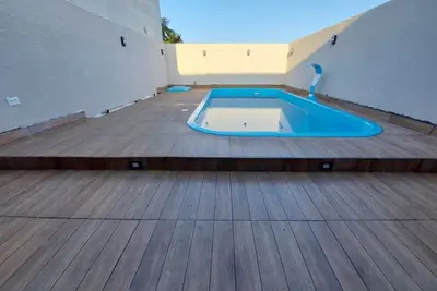 Image de Balneário Céu Azul, with swimming pool 350m from the beach