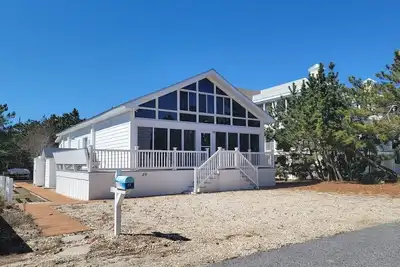 Image de 49 Dune Road, Middlesex Beach