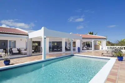 Villa Seascapes