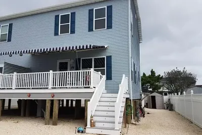 Image de 3 bedroom accommodation in Beach Haven Terrace