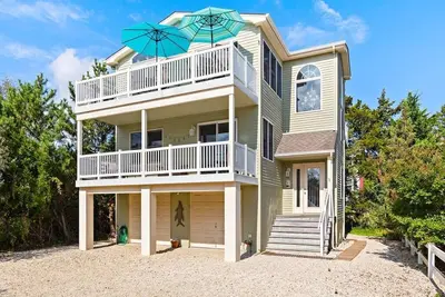 Image de Ocean block single family in Barnegat Light with views of Old Barney
