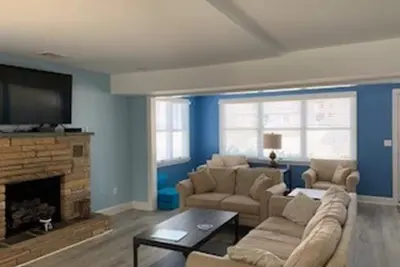 Image de 5 bedroom accommodation in Beach Haven Terrace
