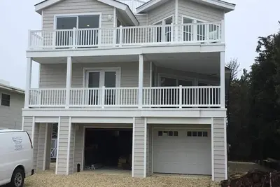 Image de 4th from the Ocean! Sleeps 10!