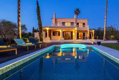 Image de Villa with private pool and Bbq in Galé