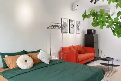 Image de Full of light 3br apartment w\/ balcony @Train Street