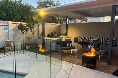 Image de Hidden Gem 2br LvL1 Home Top Apt Pool & Heated Spa near Sydney's Best Spots