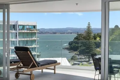 Image de Oceanside Apartment with Iconic Views!