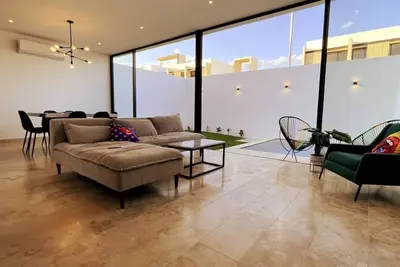 Casa Itza: 3 Br House w\/ Private Pool and Rooftop in Merida