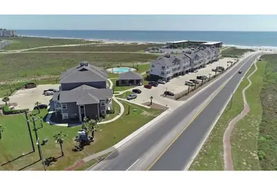 Image de ⭐⭐⭐⭐⭐Whitecap Beach Lookout - Heated Pool - Beautiful Balcony Sunsets