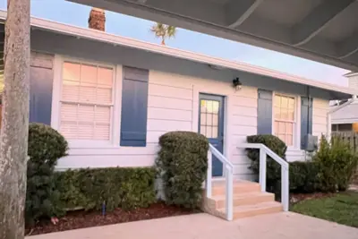 Image de House on the beach with own private beach access! 4 Bed 3 Bath