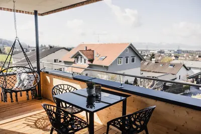 Image de Appartement de vacances \"2 Zimmer Mit Seeblick\" avec vue sur le lac, balcon et Wi-Fi