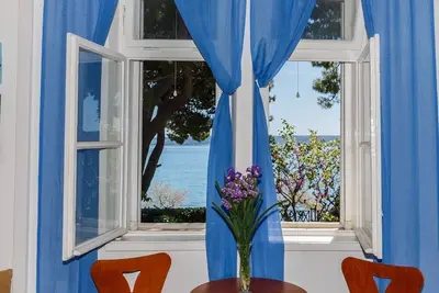 Image de Appartement confortable prés de la plage Kastel Stari, Kastela (A-18114-a)