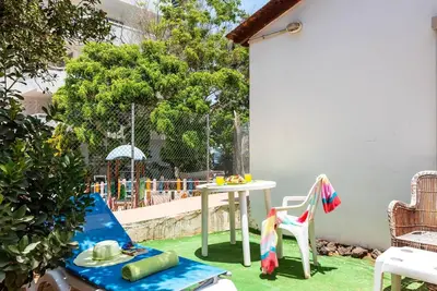 Image de 101 Logement lumineux avec vue sur la piscine