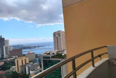 Image de Studio on 30th flr with Balcony | Stunning Overlooking City of Manila & Bay