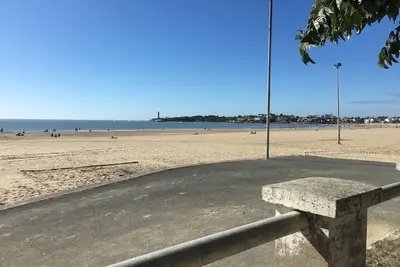 Image de Séjour sous les pins, la mer presqu'en face