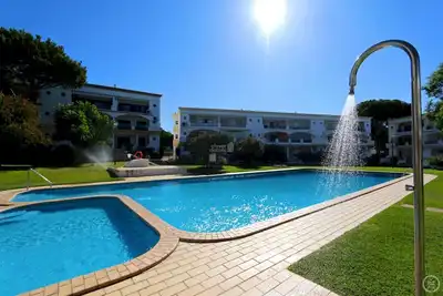 Image de Lovely spacious 2 bedroom sleeps 6 with pool