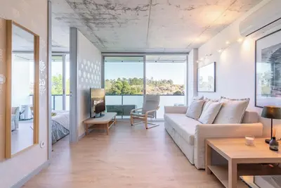 Image de Host Wise - Luxurious Soft Flat | Balcony and Pool