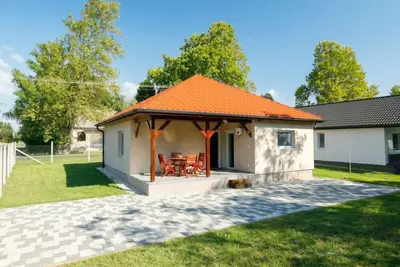 Image de Maison Honey by Interhome