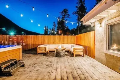 Image de Mountain Retreat- Hot Tub- Mtn Views- Kid Friendly