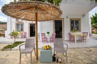 Image de Appartement de vacances \"One-Bedroom Kallithea\" avec vue sur la mer, 2 terrasses partagées et Wi-Fi