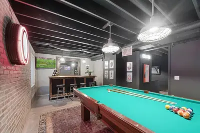 Image de Coopers North in Old Town – Hot Tub & Pool Table!