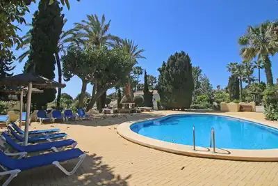 Image de Belle maison de vacances privée avec climatisation, piscine, Tv, terrasse, animaux admis, parking