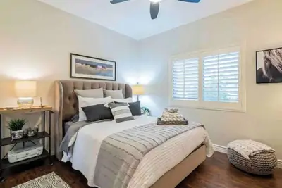 Image de Stunning 2Br1. 5Ba N Scottsdale*Htd Pool*A+Location