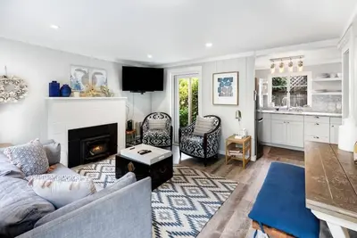 Bright and Cozy Beach Cottage