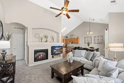 Image de Peaceful Condo on Trail System