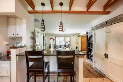 Image de Single level home (+basement) near Old Town & Csu
