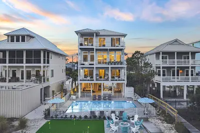 Image de Tides Beach House: Beachfront New Build- Sleeps 30, Pet Friendly, Priv. Pool