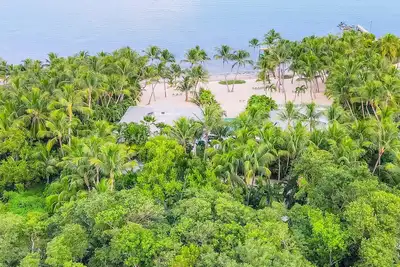Image de 10 Bedroom Private Ocean Front Estate