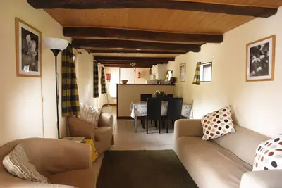 Image de Pomme, Gîte familial de caractère, grand terrain