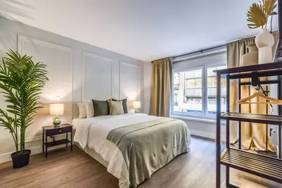 Image de Spectacular designer apartment in the heart of downtown Sb 1