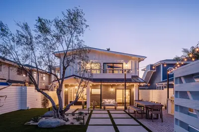 Image de Duplex Ground Floor Unit | Hot Tub | Fire Pit | New Build | Ac