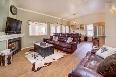 Image de Mountain-View Deck: Pet-Friendly Home in Prescott