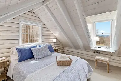 Image de Stonemont Farm Cabin - in Keswick by VIneyards!